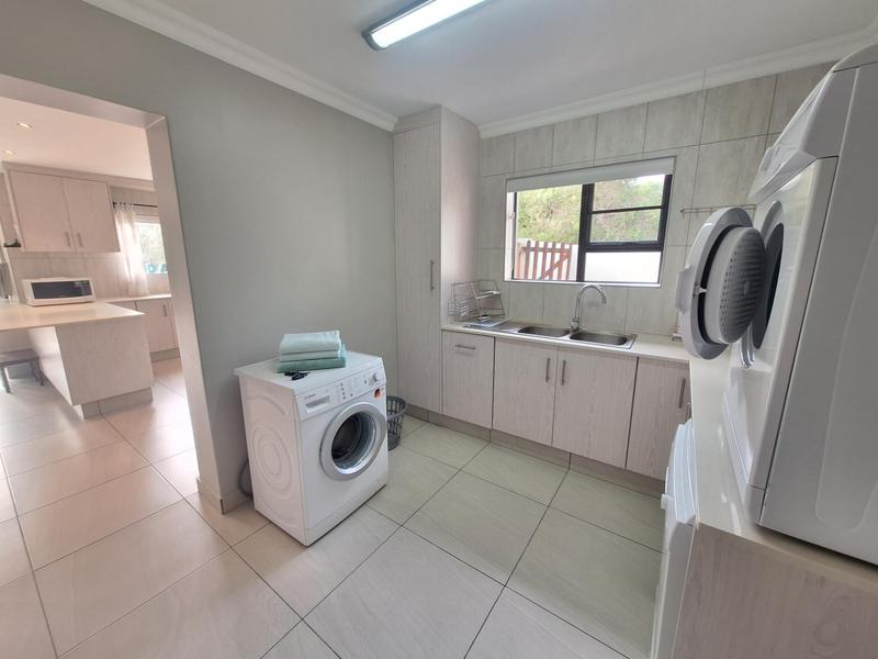 4 Bedroom Property for Sale in Hartenbos Landgoed Western Cape